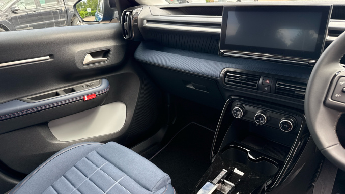 Citroen C3 83kW Collection 44kWh 5dr Auto Electric Hatchback - Image 14